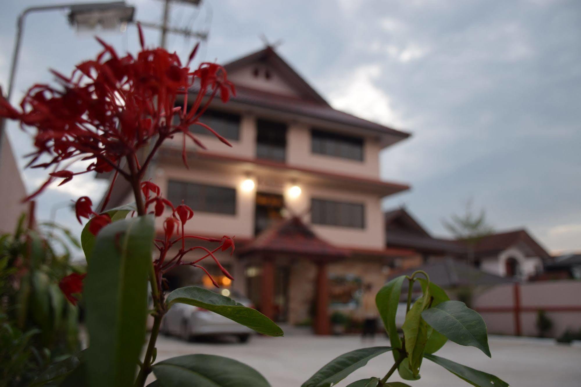 Kaew Place Чианг Рай Екстериор снимка